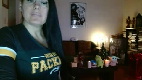 mandaloriangirlsfight online show from December 20, 7:07 pm