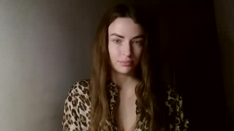 MandiBrooks online show from November 25, 9:59 pm