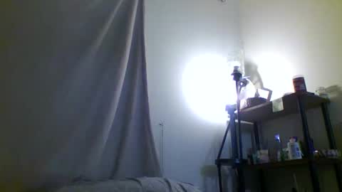 mindy22 online show from December 14, 5:35 am