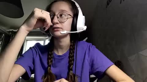 Mary online show from July 31, 3:40 am