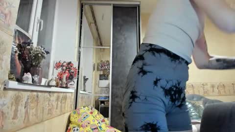 Mandy online show from September 28, 6:02 pm