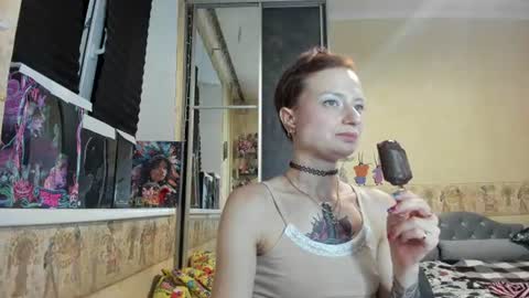 Mandy online show from June 15, 5:46 pm