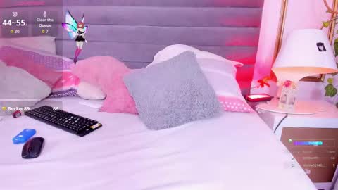 Snapshot of mandywester1 chatting on October 9, 8:46 pm Mandy online show from October 9, 8:46 pm