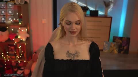 Amelie online show from May 6, 9:52 pm