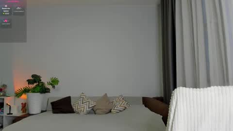 Snapshot of manita_misti chatting on October 28, 10:21 am Manita online show from October 28, 10:21 am