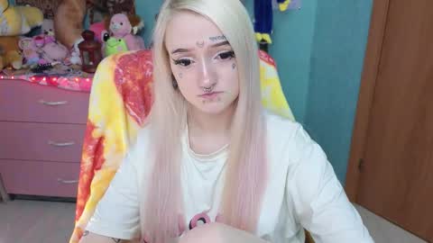 Manuela online show from November 26, 5:19 am