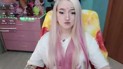 Manuela online show from November 25, 5:09 am