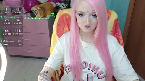 Manuela online show from December 19, 9:51 pm