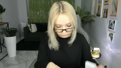 Maoqi online show from May 3, 5:33 am