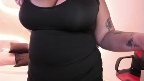 Mrs. Sweet online show from July 13, 2:23 am