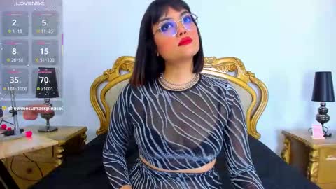 Snapshot of maracrawford chatting on October 19, 2:19 pm maracrawford online show from October 19, 2:19 pm
