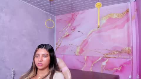 Maraluna online show from April 30, 5:40 pm
