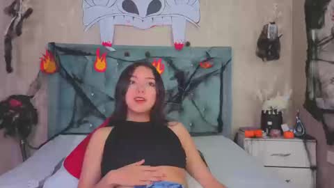 Snapshot of marcelaa_fox chatting on October 21, 9:30 pm Marcela online show from October 21, 9:30 pm