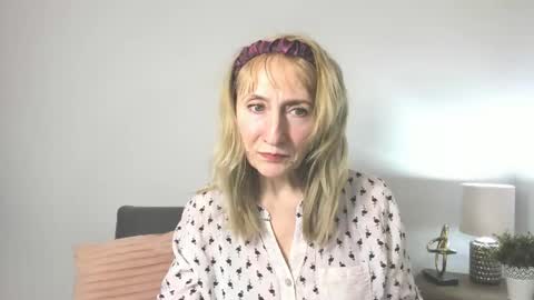 Snapshot of margaretmature chatting on February 12, 4:33 pm margaretmature online show from February 12, 4:33 pm
