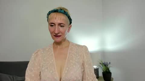Snapshot of margaretmature chatting on September 13, 12:13 pm margaretmature online show from September 13, 12:13 pm
