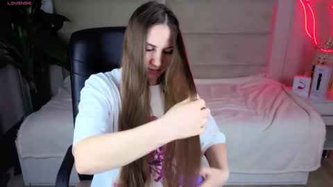 Margo online show from April 16, 2:34 am