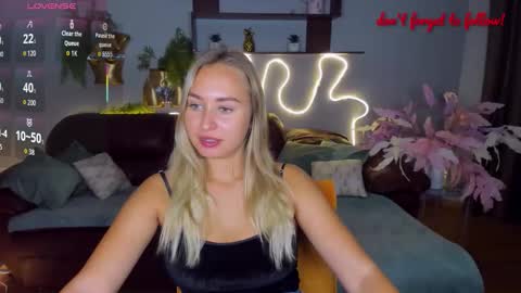Snapshot of margosugar chatting on October 16, 6:38 am MargoSugar online show from October 16, 6:38 am