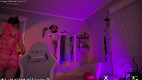   online show from March 6, 12:39 am