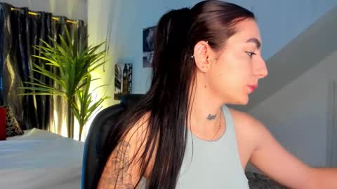 Snapshot of mari_salgado chatting on October 10, 11:48 am mari_salgado online show from October 10, 11:48 am