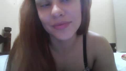 Snapshot of maria_eugenia chatting on October 1, 4:28 am Mareu online show from October 1, 4:28 am