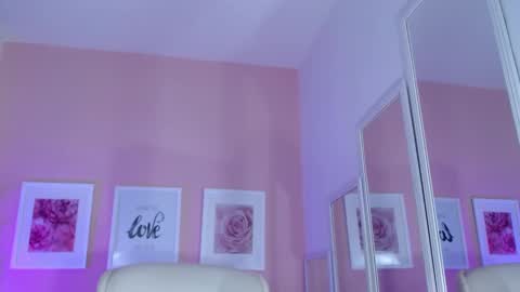 Snapshot of maria_jones chatting on March 11, 10:53 pm Instagram soymj01 online show from March 11, 10:53 pm