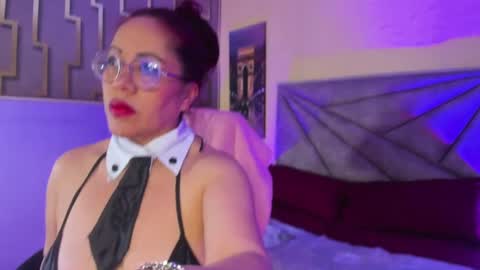Snapshot of maria_paulac chatting on September 13, 6:54 am MARIA online show from September 13, 6:54 am