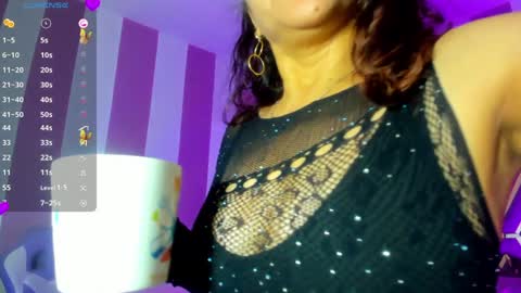 Snapshot of maria_paulac chatting on December 27, 4:47 am MARIA online show from December 27, 4:47 am