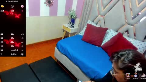 Snapshot of maria_paulac chatting on December 24, 4:33 am MARIA online show from December 24, 4:33 am