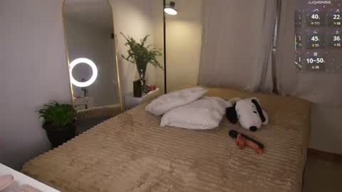 M. online show from June 19, 1:43 am
