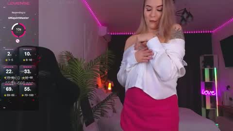 Snapshot of maria_shy_lii chatting on October 11, 7:13 am maria_shy_lii online show from October 11, 7:13 am