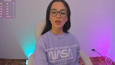 Snapshot of mariaan_m chatting on December 14, 10:18 pm Leidy online show from December 14, 10:18 pm