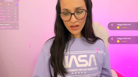 Snapshot of mariaan_m chatting on December 21, 7:38 pm Leidy online show from December 21, 7:38 pm