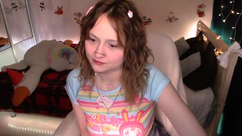 Snapshot of mariamilkis chatting on December 3, 1:28 am Maria online show from December 3, 1:28 am