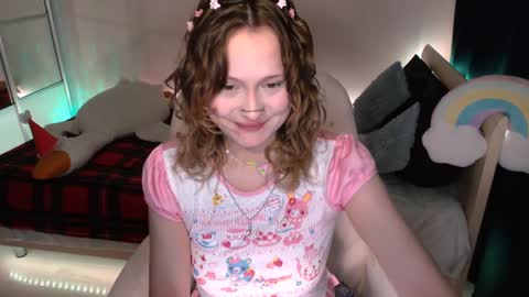 Snapshot of mariamilkis chatting on December 8, 11:19 pm Maria online show from December 8, 11:19 pm