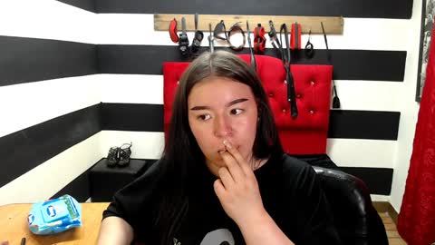 Marian online show from February 3, 3:09 am