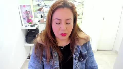 mariana01_m online show from August 1, 12:07 pm