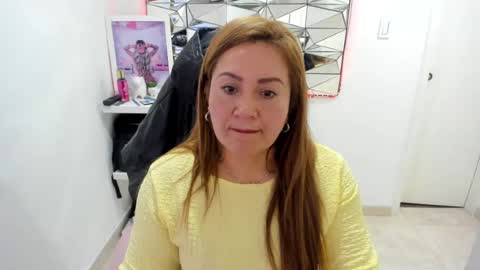 mariana01_m online show from June 22, 12:57 pm