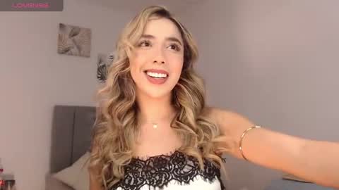 Mariana online show from July 10, 8:42 pm