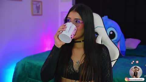 Mariana  online show from May 4, 12:09 pm
