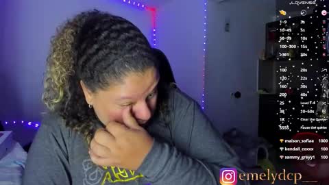 Snapshot of mariana_smittt chatting on October 22, 6:29 am Independent Model online show from October 22, 6:29 am