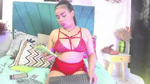 mariana_star1 online show from June 28, 8:37 pm