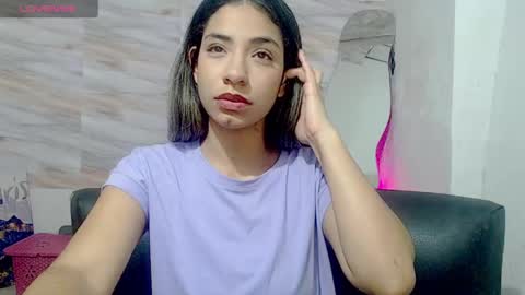Snapshot of mariana_turner chatting on February 25, 4:03 am Mariana turner online show from February 25, 4:03 am