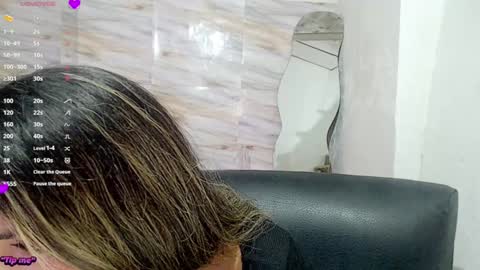 Snapshot of mariana_turner chatting on February 8, 2:15 am Mariana turner online show from February 8, 2:15 am