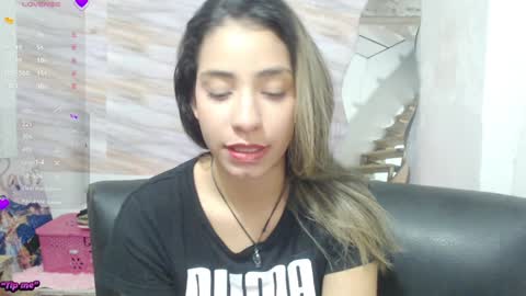 Snapshot of mariana_turner chatting on January 27, 12:01 am Mariana turner online show from January 27, 12:01 am