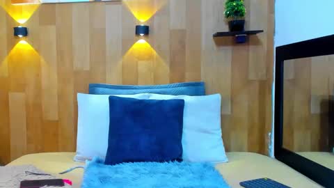 Snapshot of marianaa_aangel chatting on September 24, 7:13 pm Mariana Angel online show from September 24, 7:13 pm