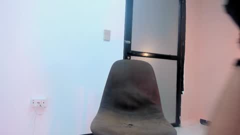 Mariana  online show from November 9, 5:09 pm