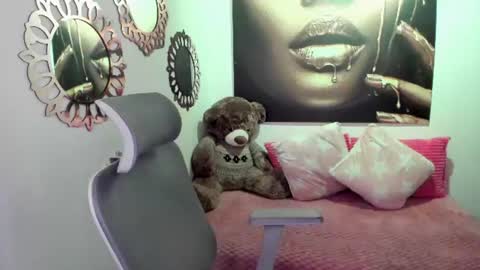 Mariana Lopez online show from June 13, 3:04 am