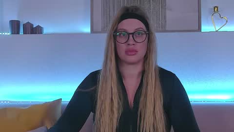 Maria online show from January 31, 7:08 pm