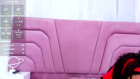 marianrosse online show from October 5, 8:14 pm