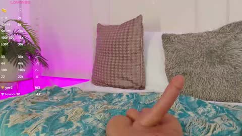 Snapshot of mariapettit chatting on September 12, 2:02 pm Maria Pettit online show from September 12, 2:02 pm